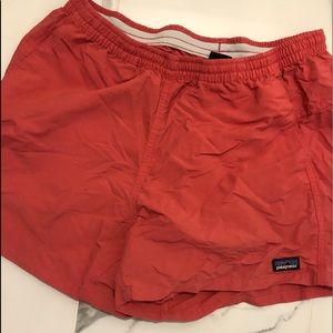 WOMENS PATAGONIA SHORTS!!